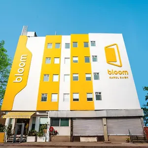 Bloom - Karol Bagh Indien
