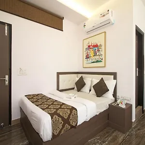 https://oyo-393-rk-grand.hotelsdelhi.org